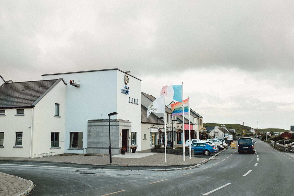 Wonderful Doolin Hotel Wedding | AM + G 3