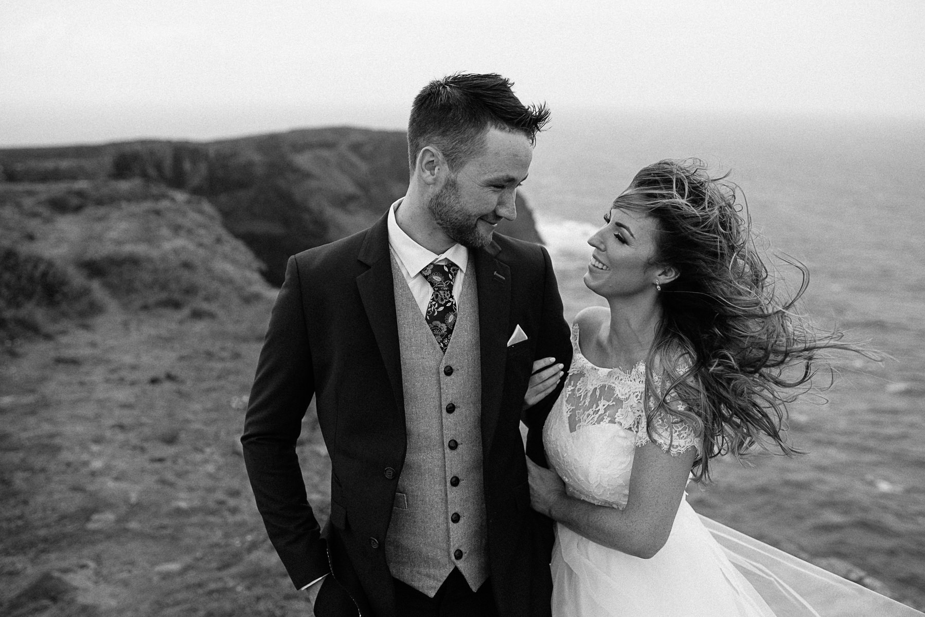 Wonderful Doolin Hotel Wedding | AM + G 42