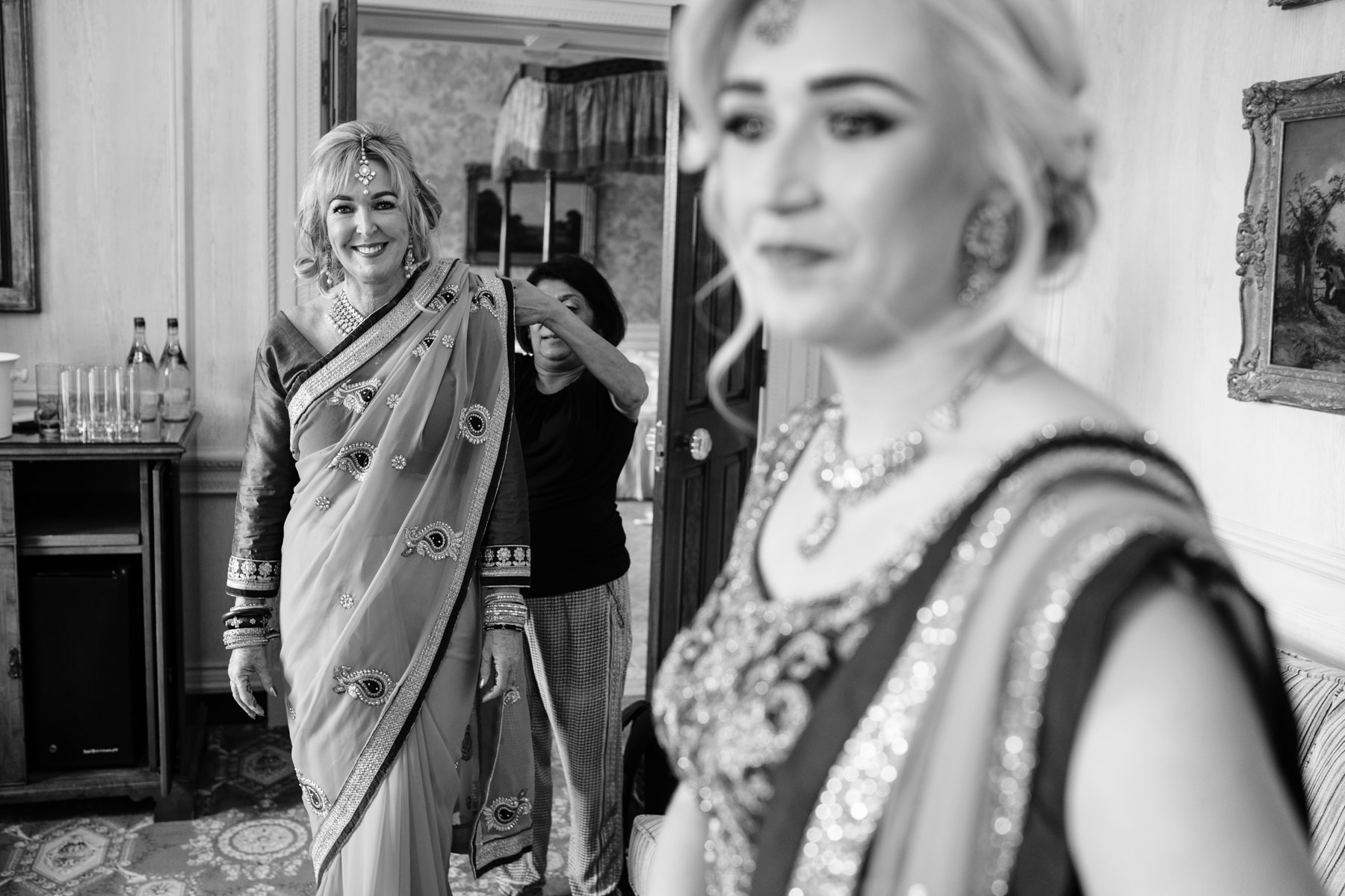 Vibrant Hindu Irish wedding photography | The K Club wedding venue 33