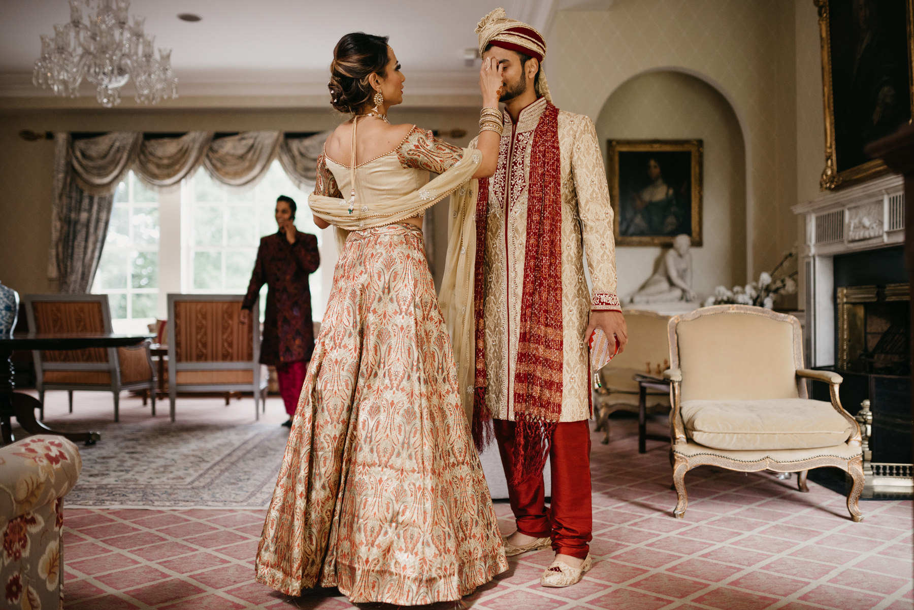 Vibrant Hindu Irish wedding photography