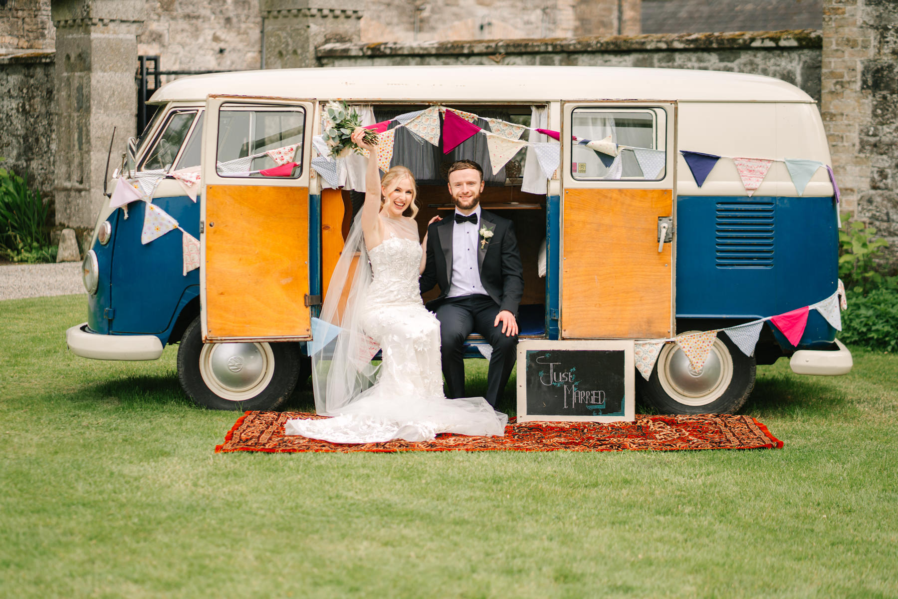 Martinstown House wedding - summertime fun celebrations for Marnie and Francis 35