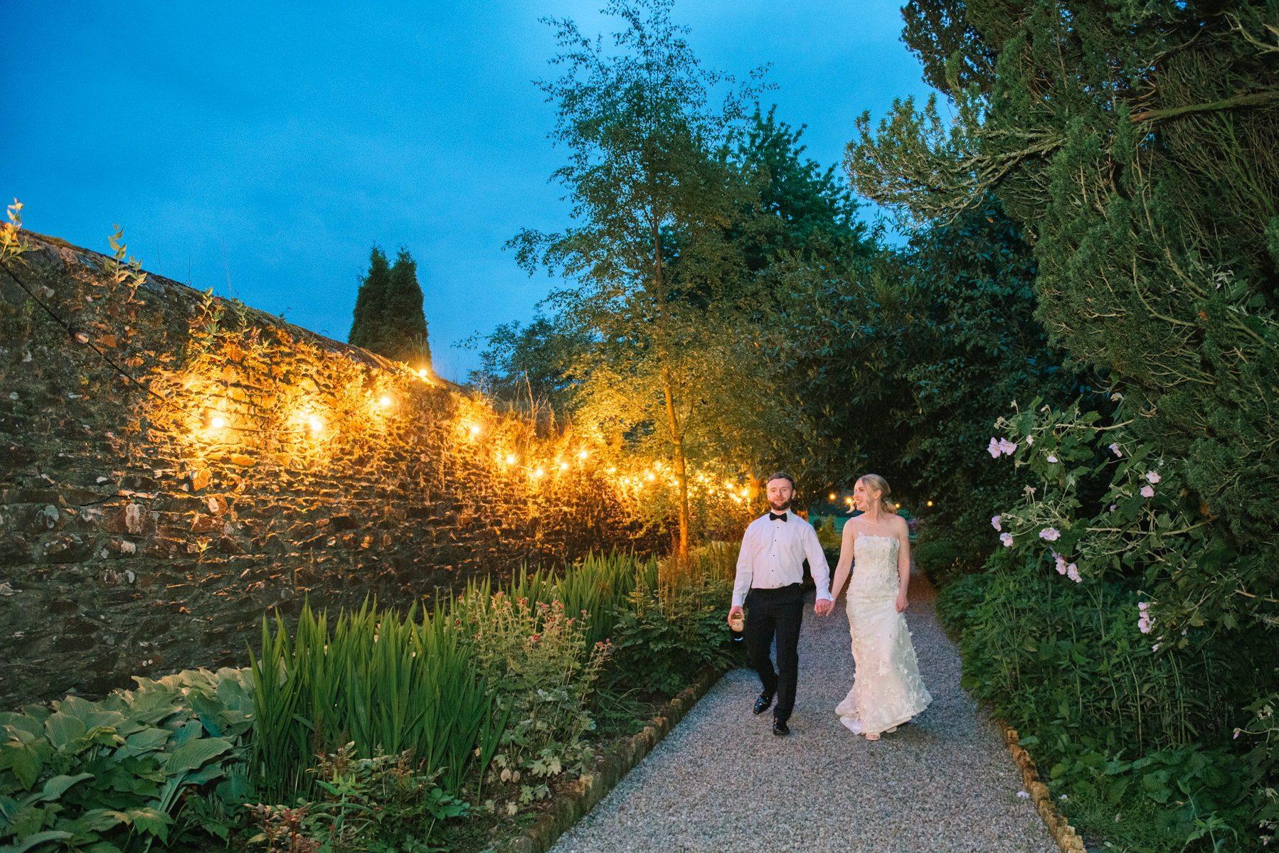 Martinstown House wedding - summertime fun celebrations for Marnie and Francis 68