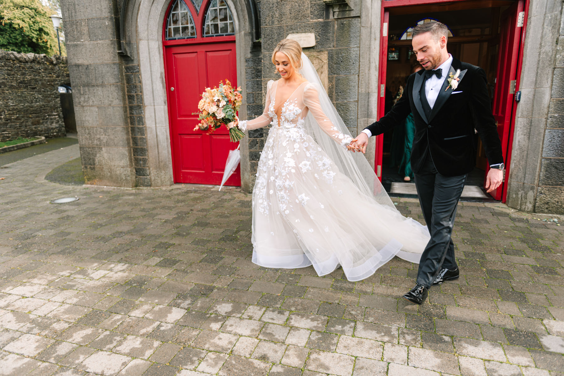 Autumn Tankardstown wedding - Stylish and gorgeous Aisling and Niall. 32