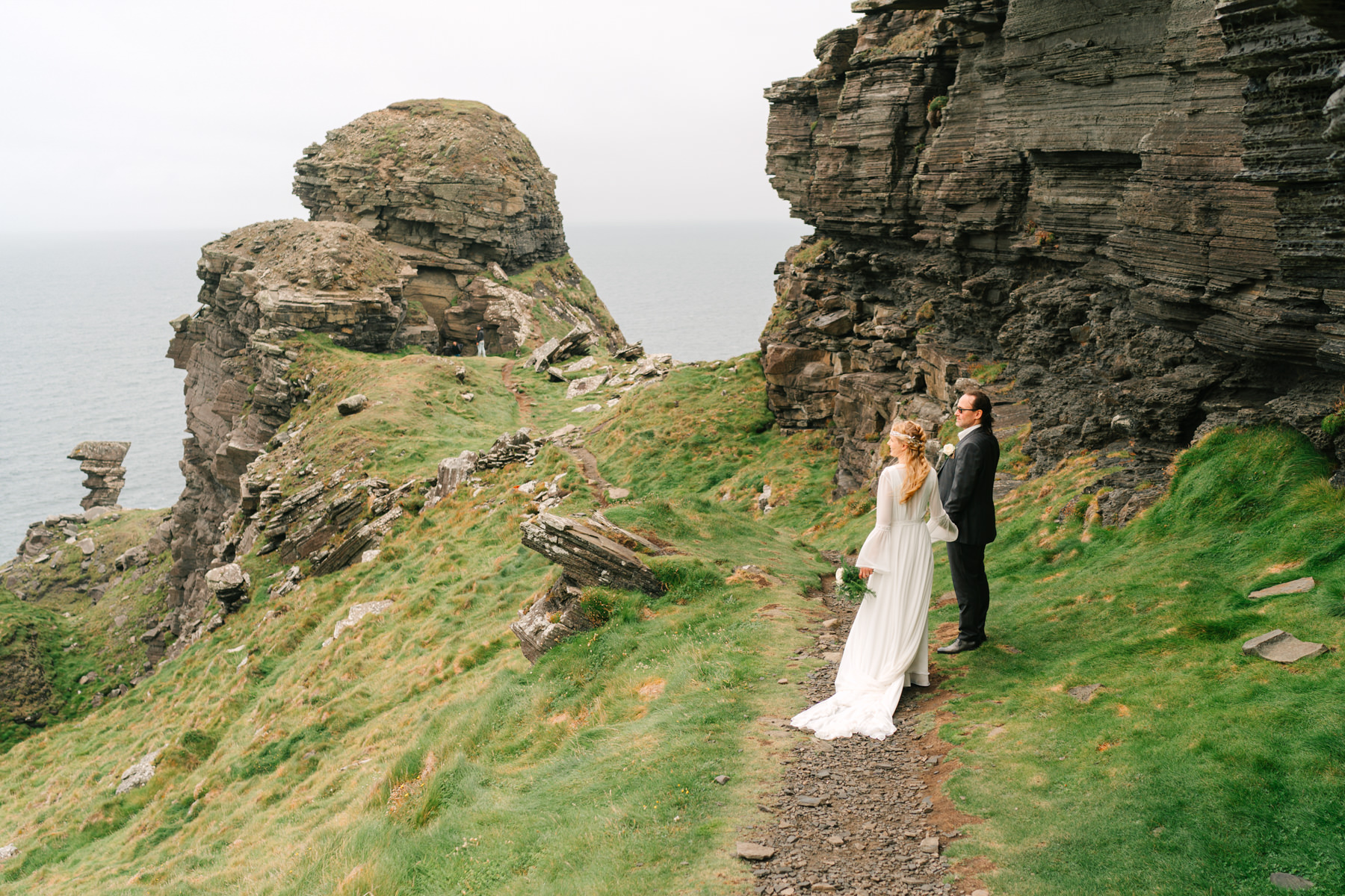 Cliffs of Moher Elopement - Steffi and Martin's perfect wedding day 50