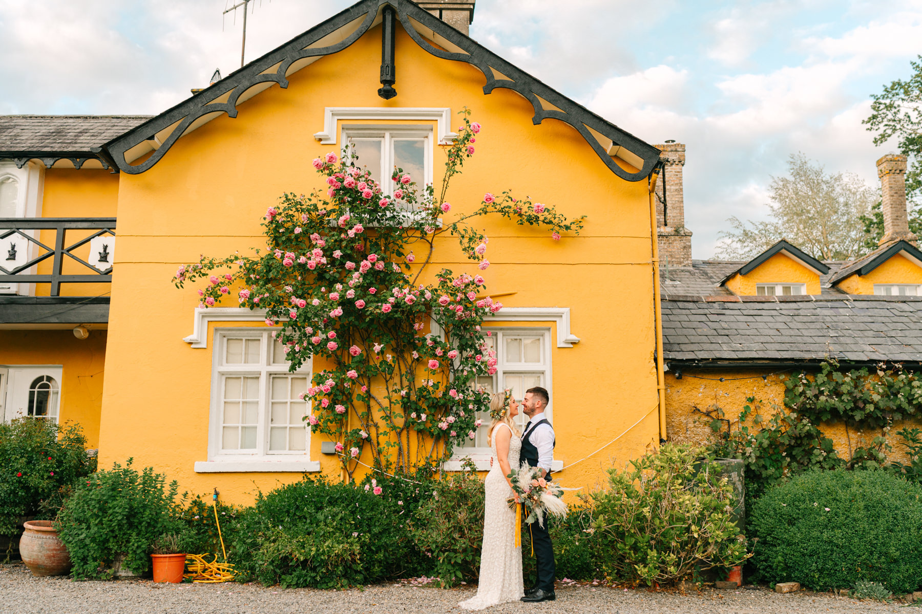 Martinstown relaxed wedding venue photography