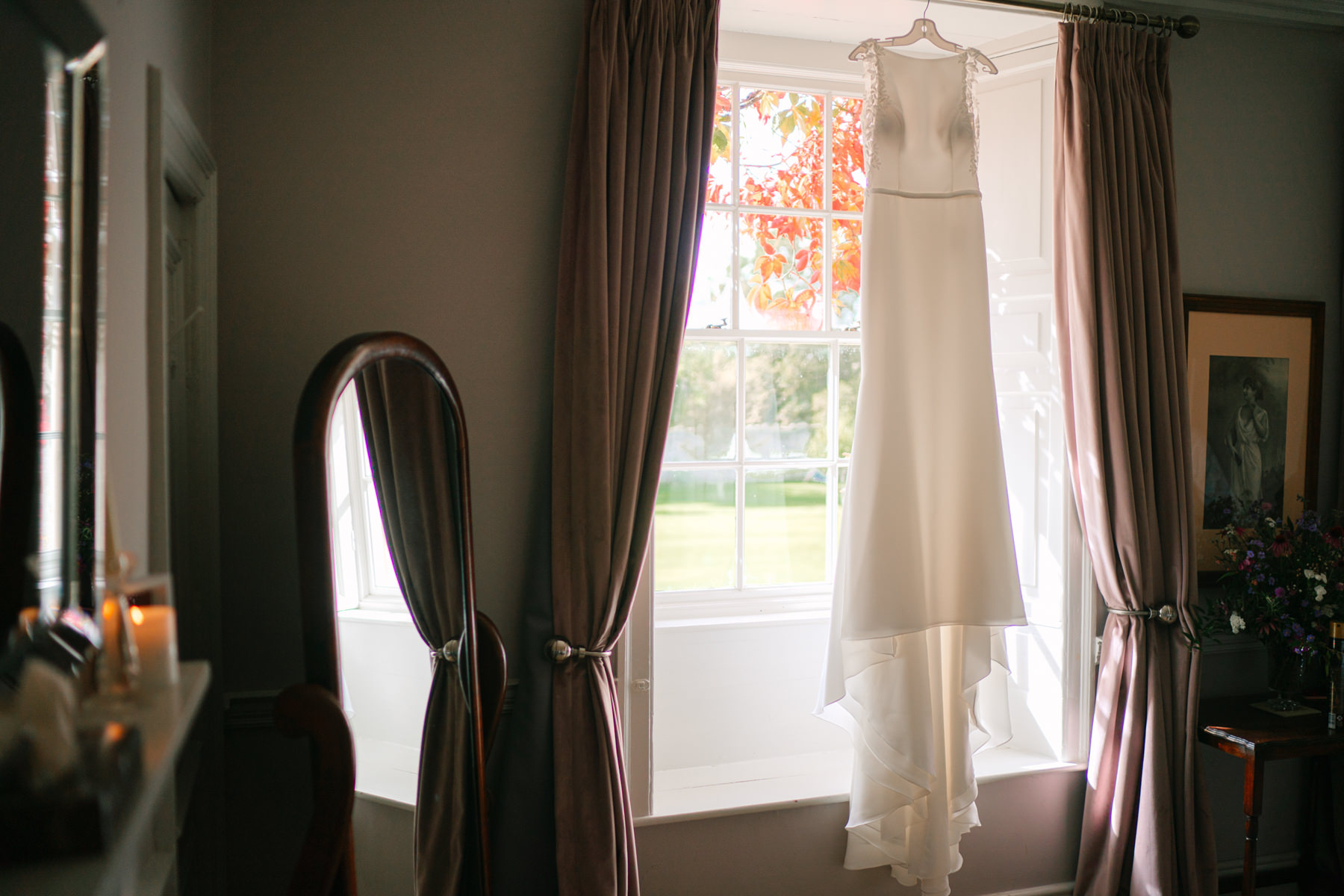 Autumn wedding in Cloughjordan House - Gráinne and Mark's relaxed wedding day 5