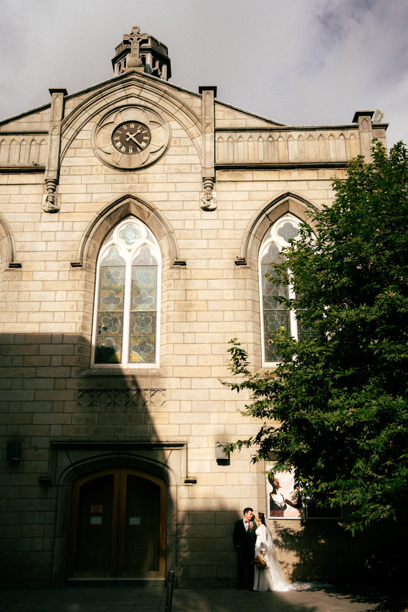 Smock Alley Theatre Wedding - Catalina & David's simple, beautiful wedding 38