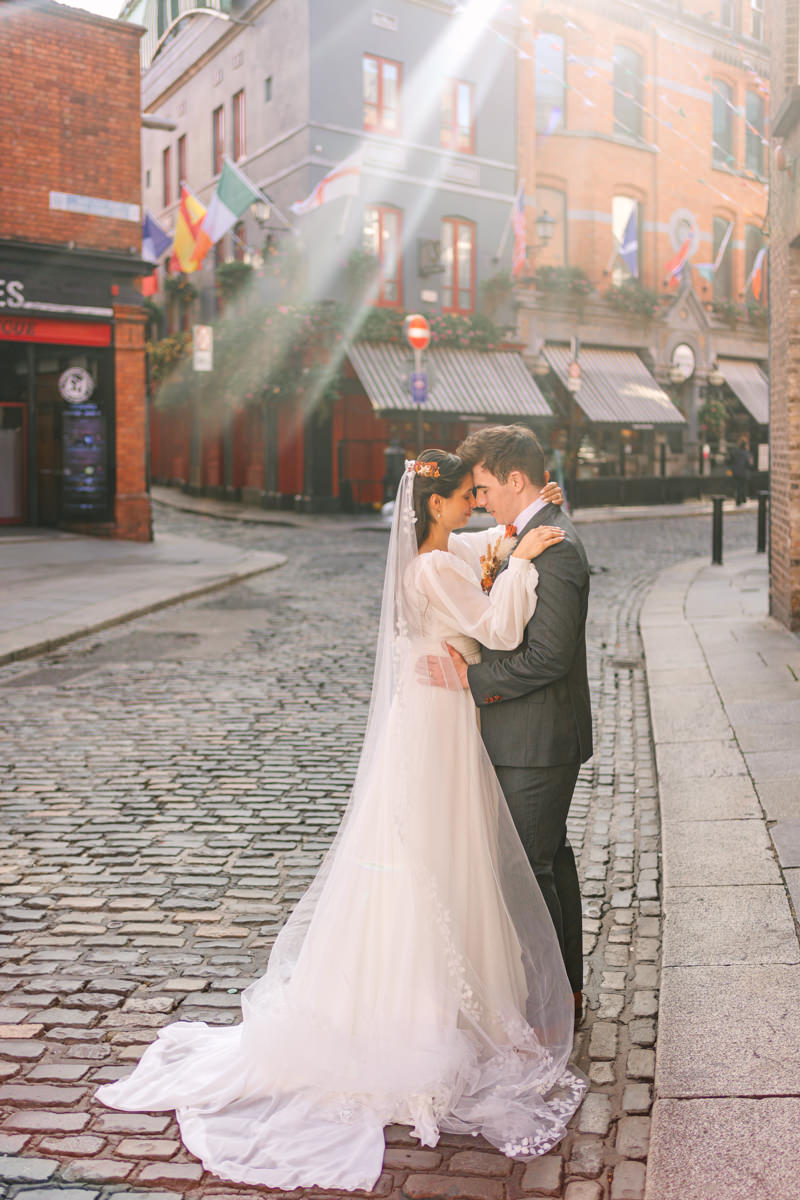 Smock Alley Theatre Wedding - Catalina & David's simple, beautiful wedding 65