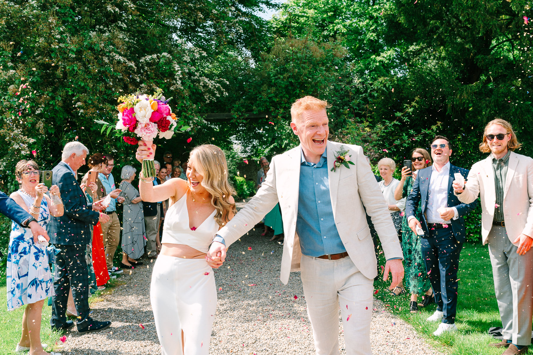 A Super Fun Spring Wedding in Ireland. Cloughjordan House, Co. Tipperary 36