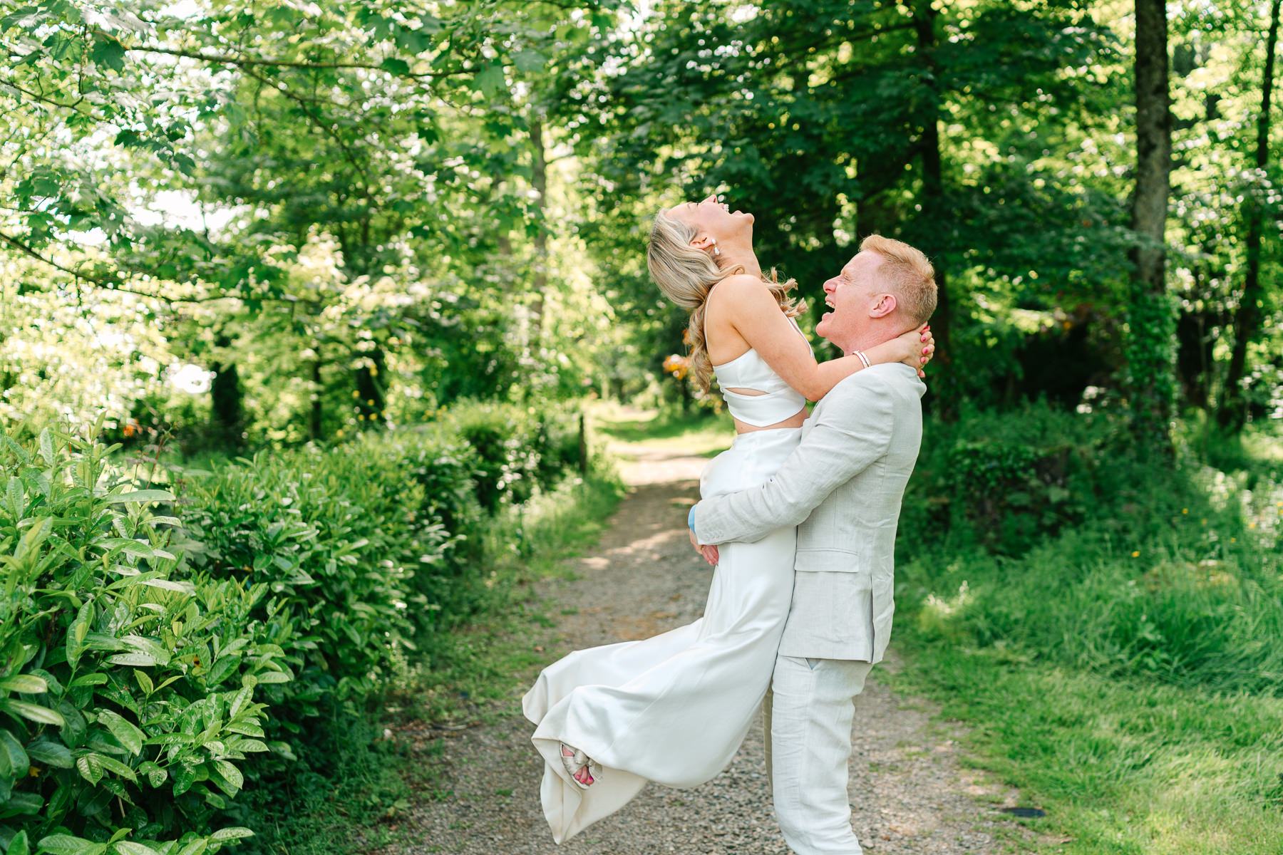 A Super Fun Spring Wedding in Ireland. Cloughjordan House, Co. Tipperary 49