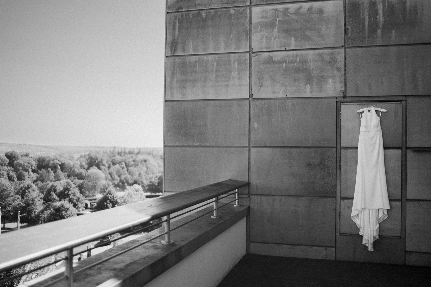 Elegant, Relaxed Wedding of Mairéad & Conor - Fota Island Resort Wedding Photographer 2 Elegant, Relaxed Wedding of Mairéad & Conor - Fota Island Resort Wedding Photographer 1